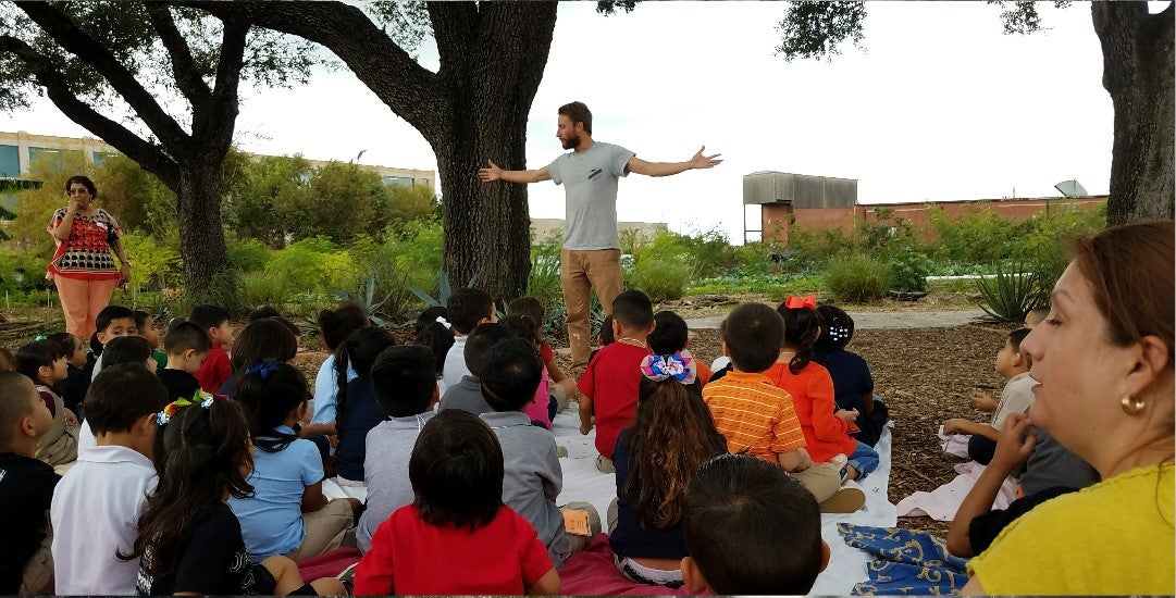 Educational opportunities are a key offering at Finca Tres Robles