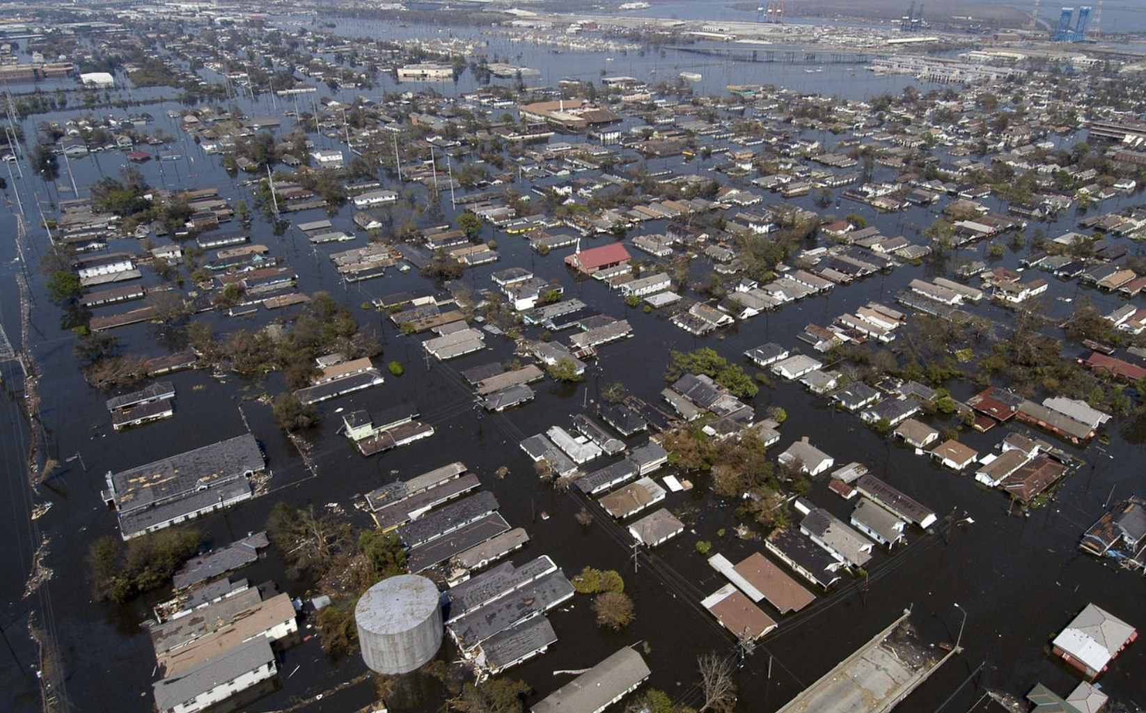 New Orleans flooding, aerial view