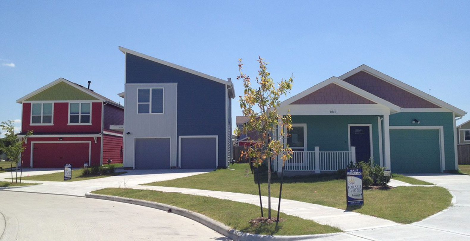 Houses in Avenue Place