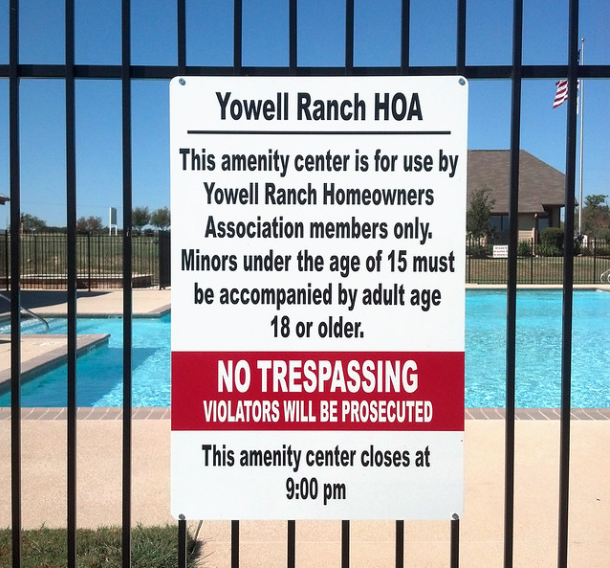 HOA sign on pool