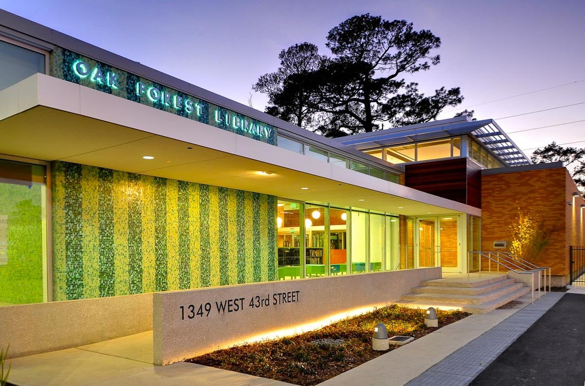 Exterior Oak Forest Neighborhood Library