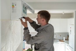 Houston’s new air conditioning mandate could bring relief — and budget worries 
