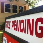 Sale pending sign