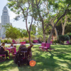 Trees provide shade in front of Los Angeles city hall