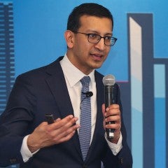 Harvard University economics professor Raj Chetty speaks at Houston Economic Mobility Summit